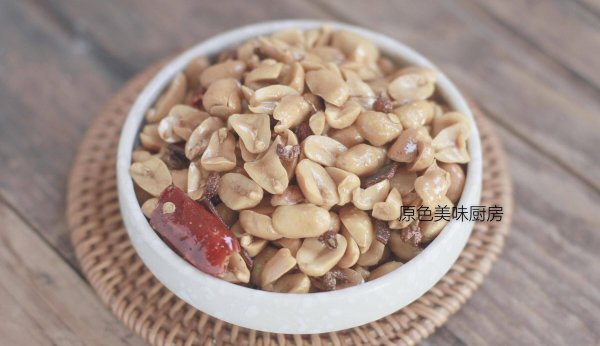 酒鬼花生怎么做酥脆-酒鬼花生的家常做法9