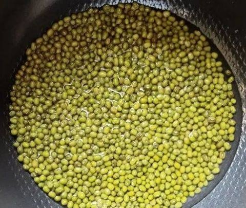 冰糖绿豆粥怎么做-冰糖绿豆粥的做法1