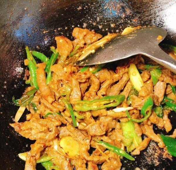 青椒牛柳是用牛的什么肉-青椒牛柳的做法9