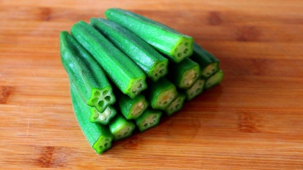 凉拌金针菇秋葵怎么做-凉拌金针菇秋葵的做法2