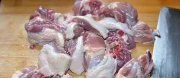 老鸭汤怎么炖好喝又营养-老鸭汤的做法3