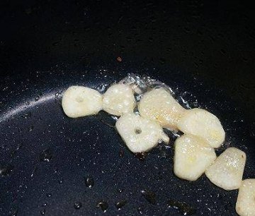 香煎鲽鱼怎么做好吃-香煎鲽鱼配什么酱汁10