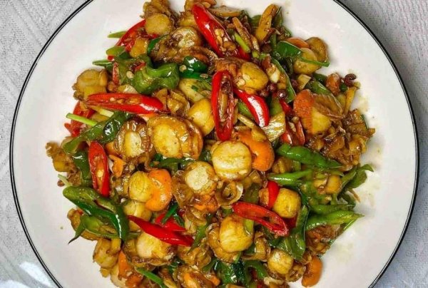 辣椒炒扇贝肉怎么做-辣椒炒扇贝肉的做法3