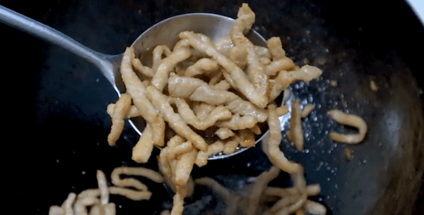 干煸肉丝是哪里的菜-干煸肉丝的家常做法5