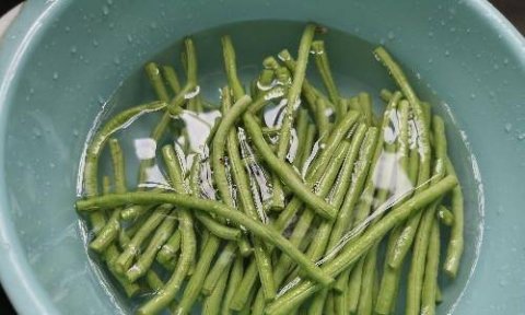 炒豆角放蚝油吗-蚝油豆角的家常做法3