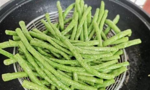 炒豆角放蚝油吗-蚝油豆角的家常做法5