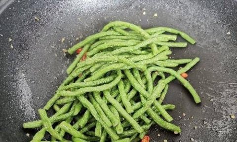 炒豆角放蚝油吗-蚝油豆角的家常做法7