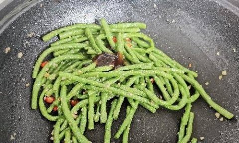 炒豆角放蚝油吗-蚝油豆角的家常做法8