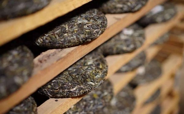 红茶保存越久越好吗-红茶长时间存放品质会提高吗15