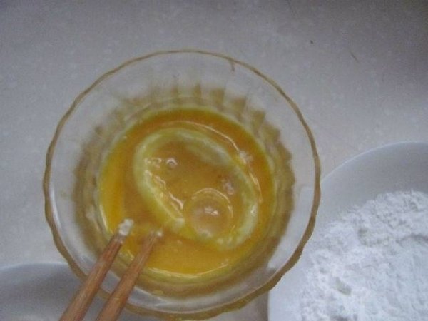 香炸鱿鱼圈怎么做-香炸鱿鱼圈的做法8