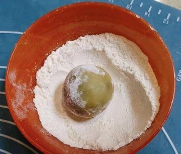 月饼里的麻薯怎么做-麻薯豆沙月饼的做法11