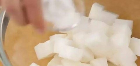 如何制作辣黄瓜条-各种咸菜的做法大全14