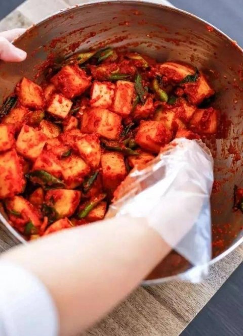 如何制作辣黄瓜条-各种咸菜的做法大全16