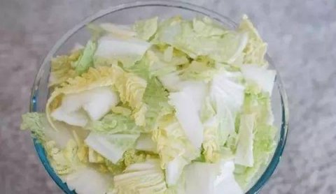 如何制作辣黄瓜条-各种咸菜的做法大全20
