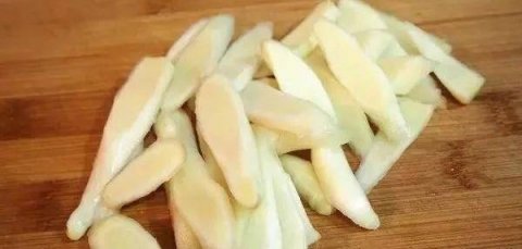 如何制作辣黄瓜条-各种咸菜的做法大全26
