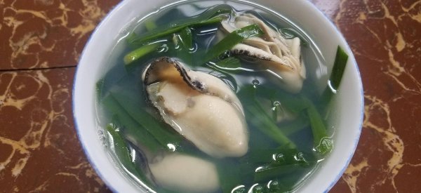 韭菜生蚝汤的功效与作用-韭菜生蚝汤的做法9