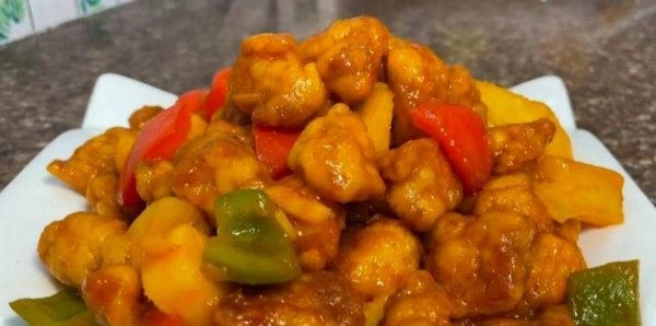 菠萝咕咾肉用什么肉-菠萝咕咾肉的家常做法7