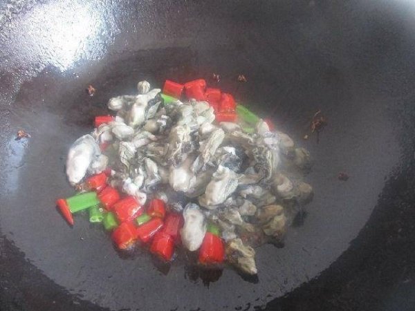 海蛎子豆腐怎么做-海蛎子豆腐的做法6