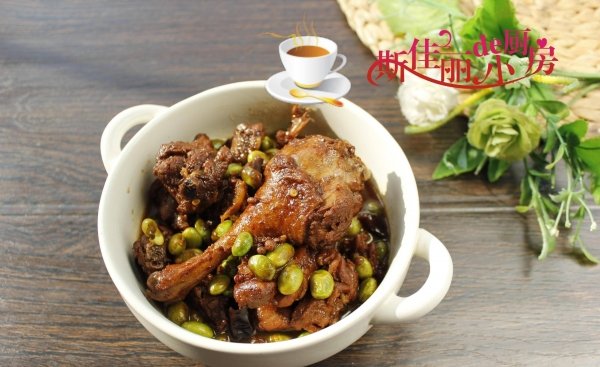 毛豆米烧鸭子怎么做-毛豆米烧鸭子的家常做法1