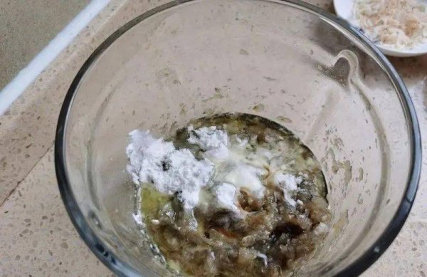 手工鲜虾丸子怎么做-手工鲜虾丸子的做法4