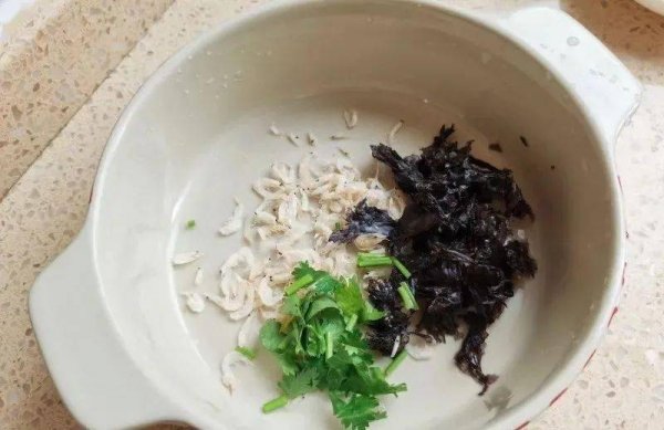 手工鲜虾丸子怎么做-手工鲜虾丸子的做法7