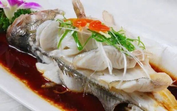 怎样蒸鱼没有腥味-鱼要怎么蒸好吃又不腥2