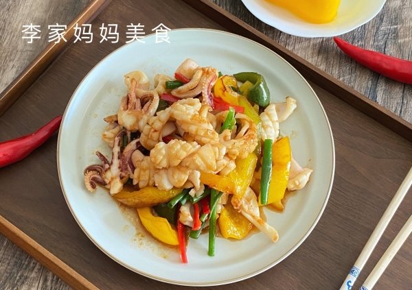 爆炒鱿鱼怎么做好吃-爆炒鱿鱼的做法1