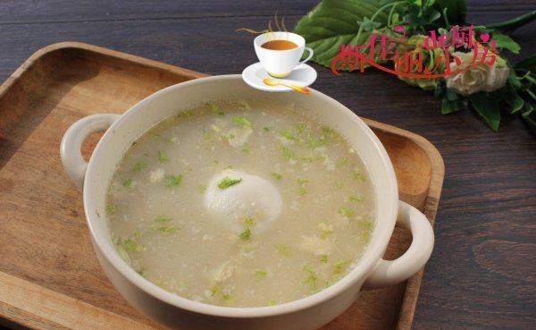 汽水肉蛋怎样蒸嫩-汽水肉蒸蛋的做法1