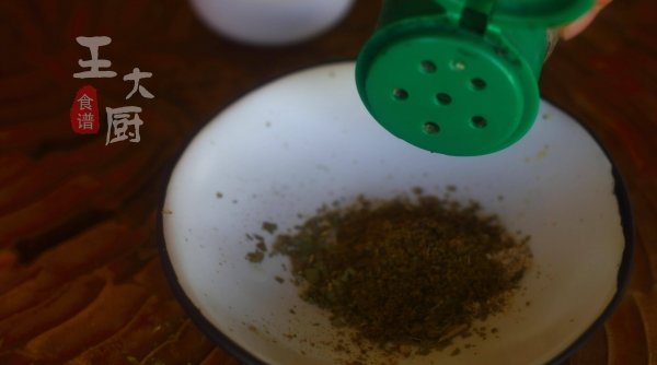 香煎鲳鱼怎么做-香煎鲳鱼的做法5