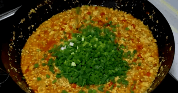 鸡哈豆腐是哪里的菜-鸡哈豆腐的做法5
