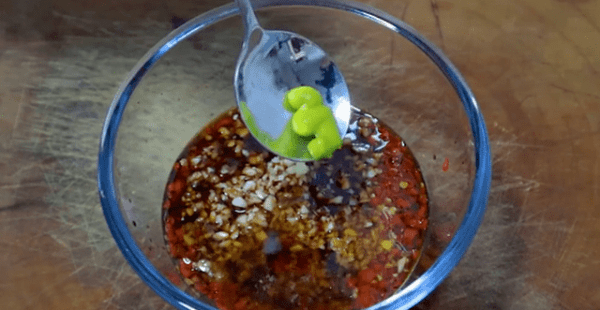 捞汁秋葵汁怎么调汁-捞汁秋葵的做法4