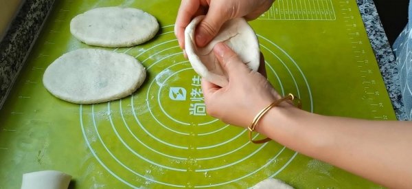 豆沙烧饼怎么做-豆沙烧饼的做法14