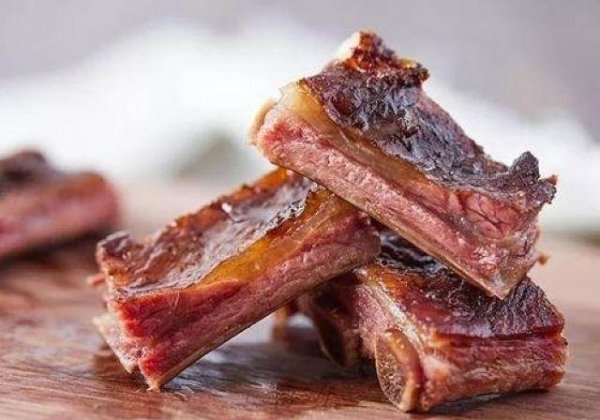 腊排骨需要焯水吗-腊排骨怎样焯水好吃5