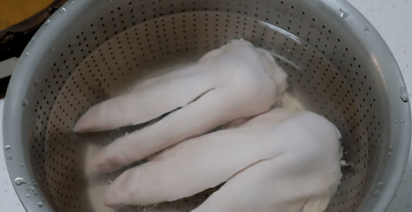蹄花怎么做-老妈猪蹄做法3