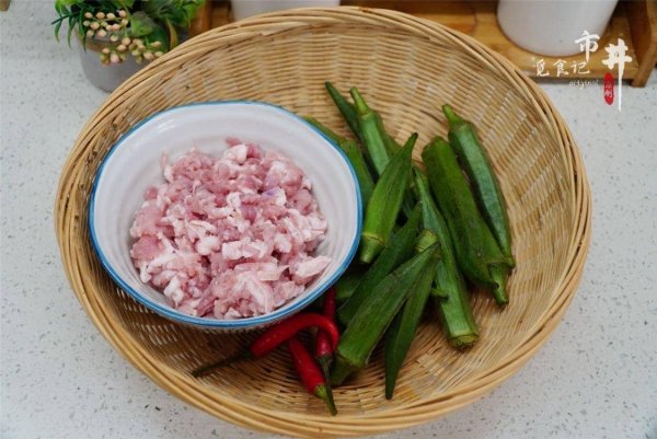 秋葵炒肉末怎么做-秋葵炒肉末的做法2