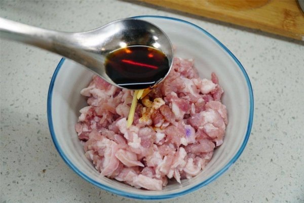秋葵炒肉末怎么做-秋葵炒肉末的做法5