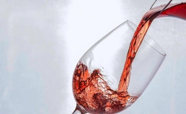 葡萄酒是碱性酒吗-葡萄酒...