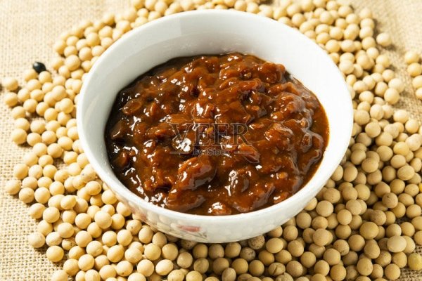 郫县豆瓣酱和红油豆瓣酱有什么区别1