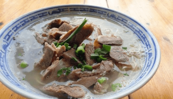 炖羊肉汤三放三不放-炖羊肉汤的做法2