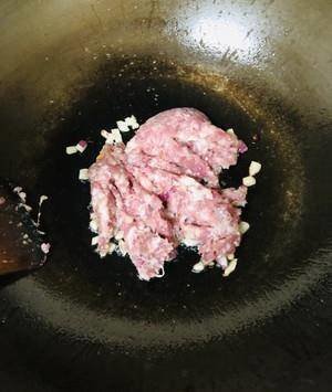 肉末豆角怎么炒好吃-肉末豆角的做法4
