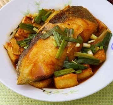 鳕鱼怎么做好吃-豆腐烧鳕...