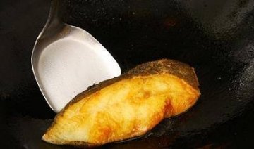 鳕鱼怎么做好吃-豆腐烧鳕鱼的做法3