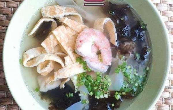 怎样包小金鱼馄饨-小金鱼馄饨的包法11