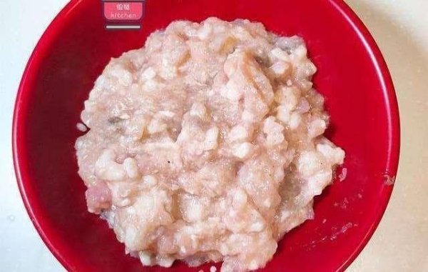 怎样包小金鱼馄饨-小金鱼馄饨的包法6