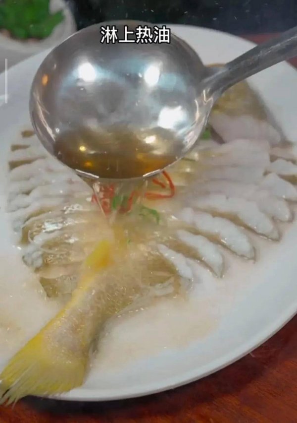 清蒸黄花鱼怎么做好吃-清蒸黄花鱼的简单做法14