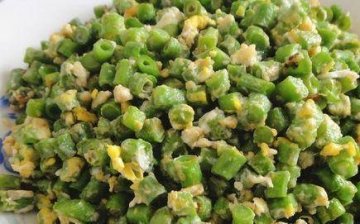 豆角炒鸡蛋怎么炒好吃-豆角炒鸡蛋的简单做法3