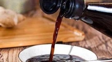 炒菜时什么时候放盐好-炒菜放盐什么时候最佳1
