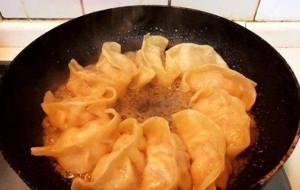 煎饺怎么做好吃-煎饺的做法12