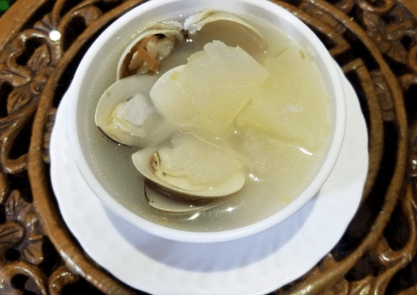 秋天适合喝什么养肺-冬瓜蛤蜊鸡汤怎么做1