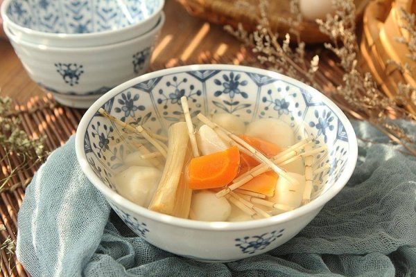 秋季喝什么糖水润燥去火-秋天润燥吃什么糖水1
